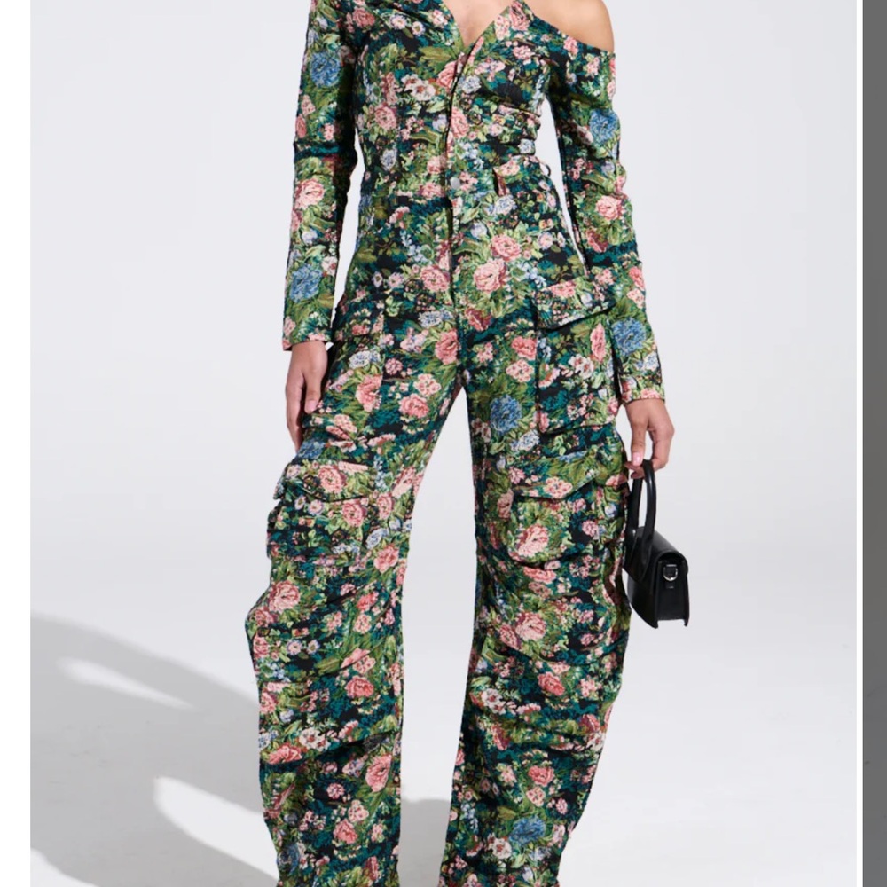 Shop Akira Coolest in the room Tapestry Jumpsuit - Picture 2 of 12